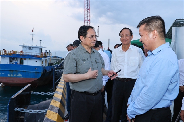 PM visits Cà Ná Seaport Complex in Ninh Thuận.
